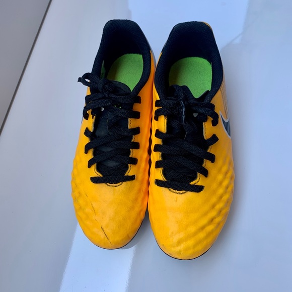 ‼️SOLD‼️✨3/$20 Nike Soccer Cleat Shoes - Picture 6 of 7